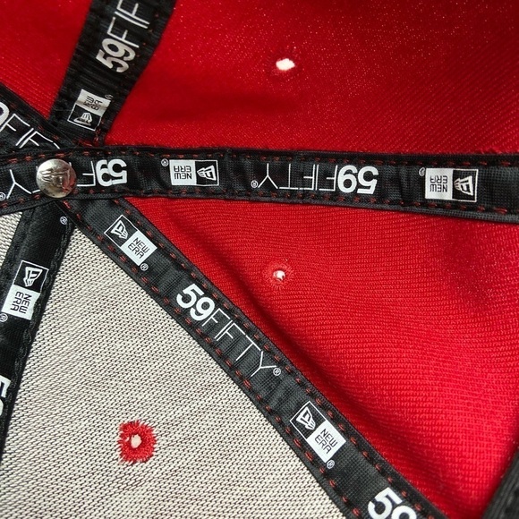 Cincinnati Reds Fitted Cap, 7-3/8 - Picture 5 of 11